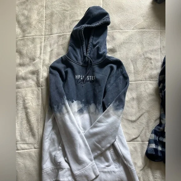 Hollister men’s tie dye hoodie